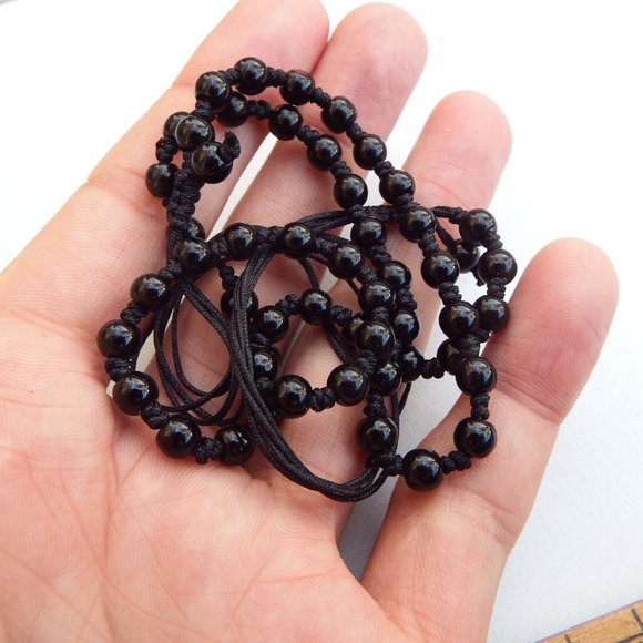 10.58grams Black Onyx Gemstone Necklace - Picture 10 of 11